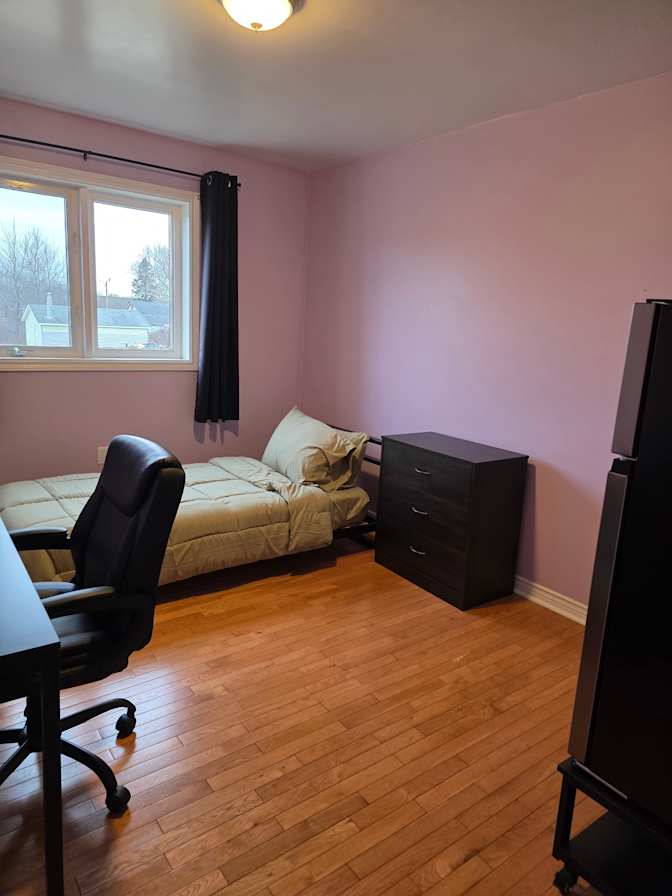 Steve's room