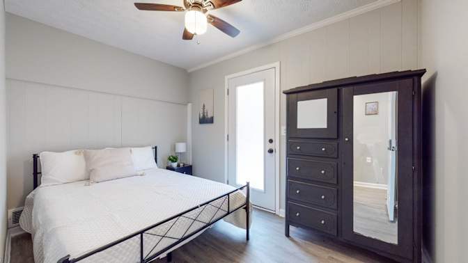 PadSplit's room