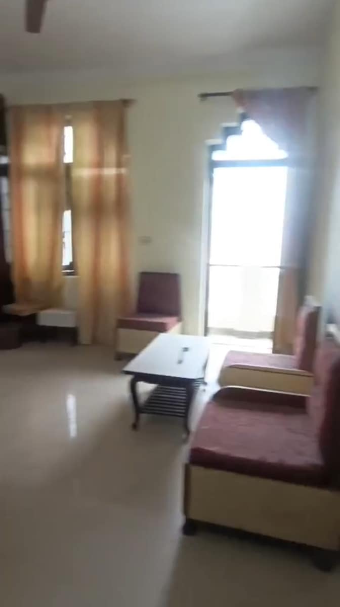 Sapar Chahal's room
