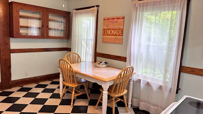 Awesome Roomate's room