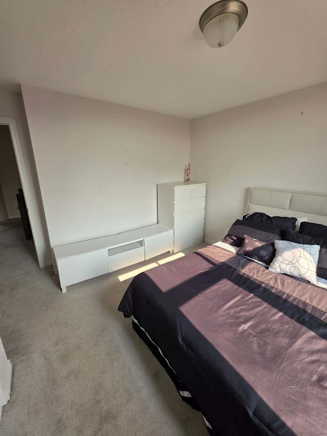 Richard McArthur's room