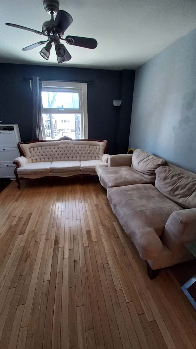 Craig YEG's room