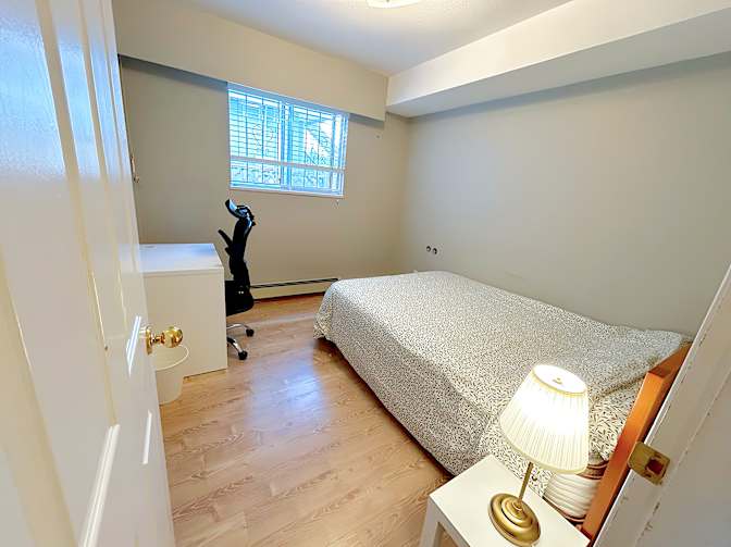 Shirin's room