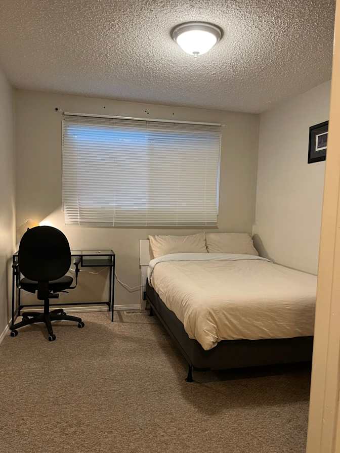 Dan's room