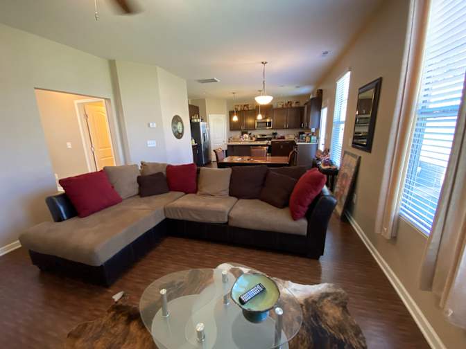 Alcove Rooms's room