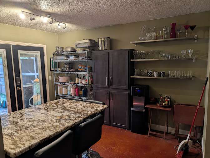 Dustin's room