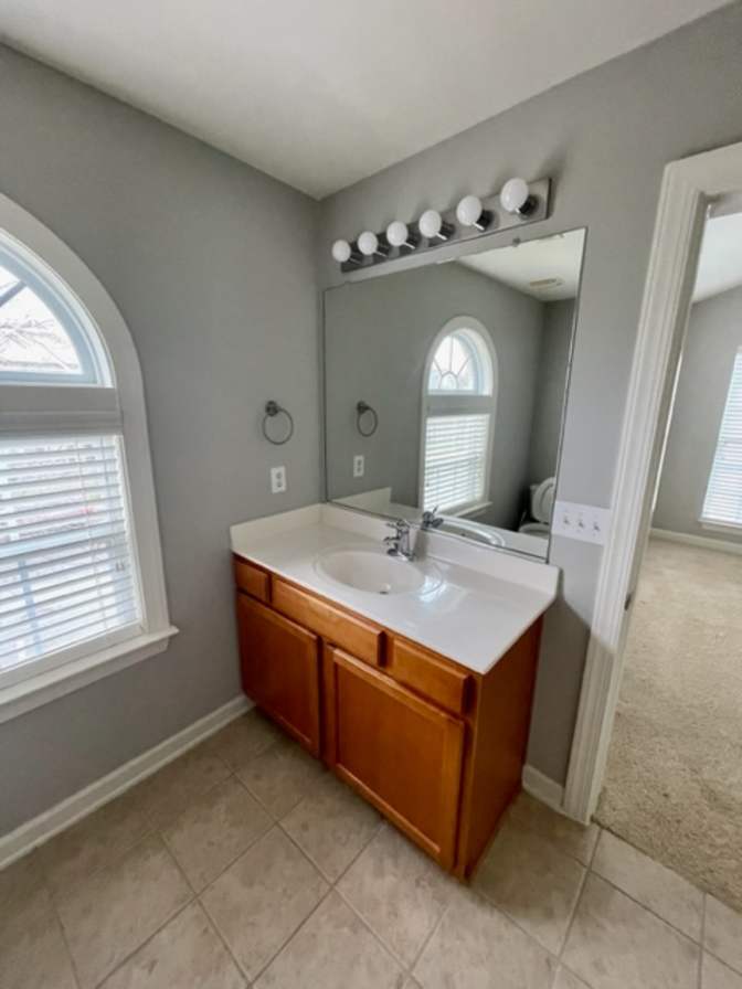 Alcove Rooms's room