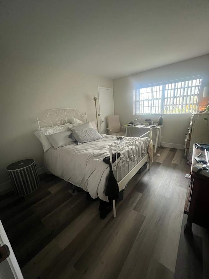 Jaclyn's room