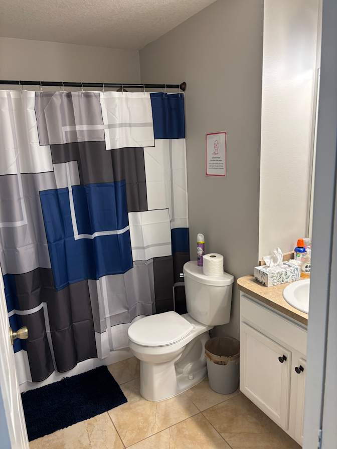 Oscar's room