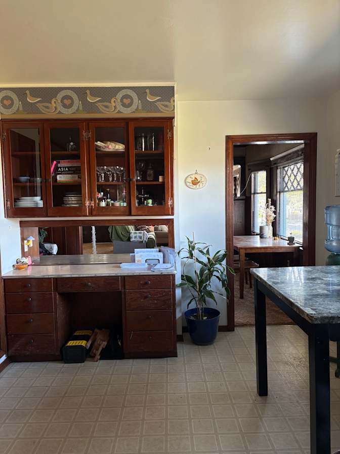 Liza's room