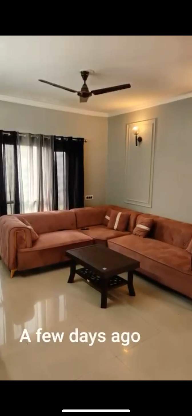 Deepanshu's room