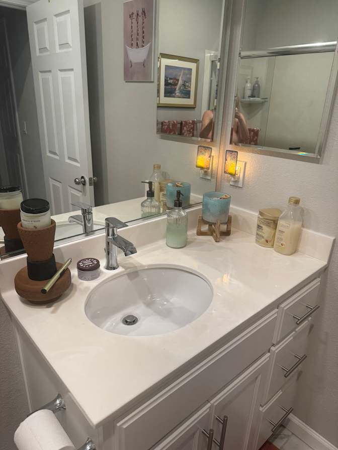 Carol Bowers's room
