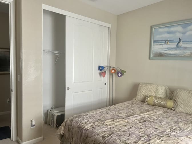 Monette's room