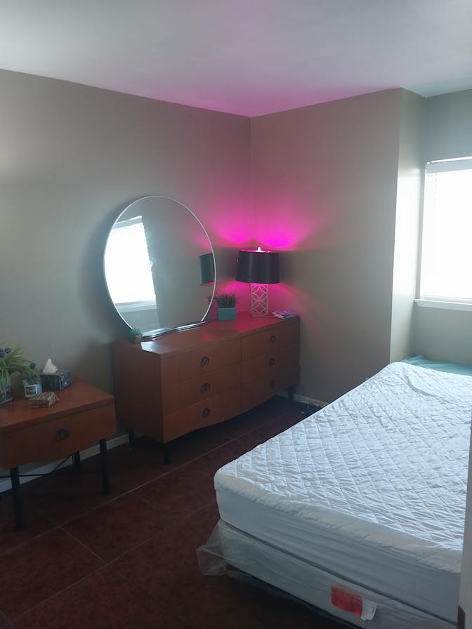 Perris ca's room