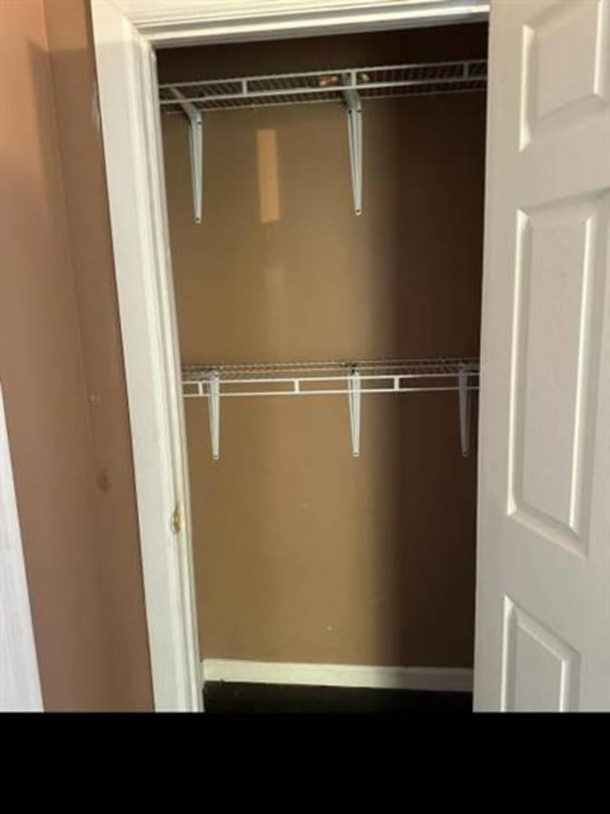 Dynelle's room