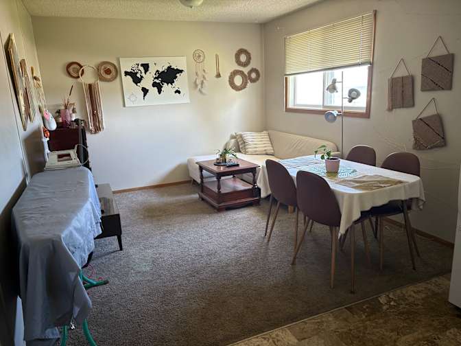 Mo's room
