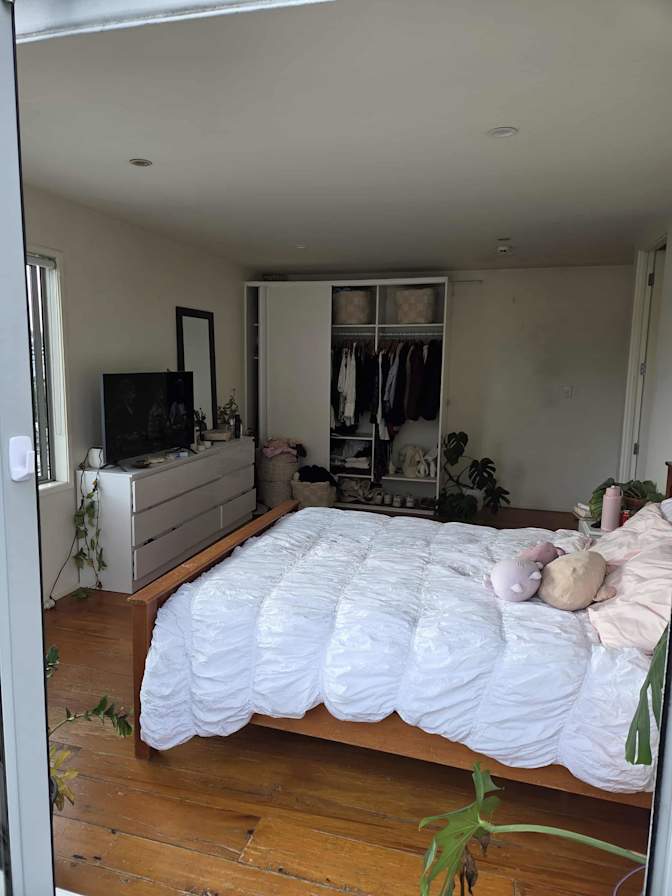 Maaka Pohatu's room
