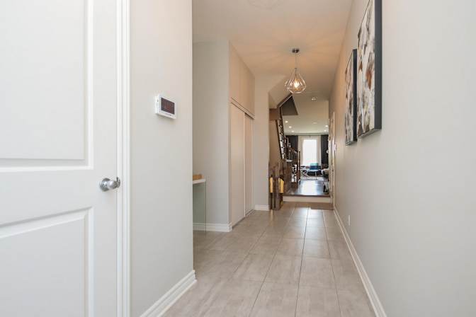 Rent In Ottawa Property Management Inc's room