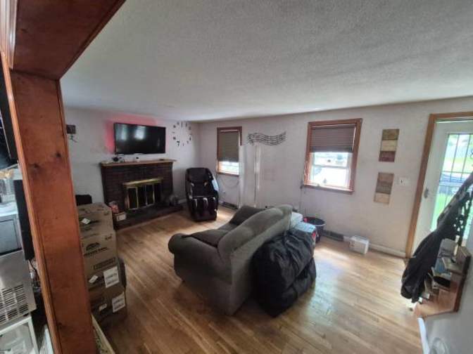 Wayne's room
