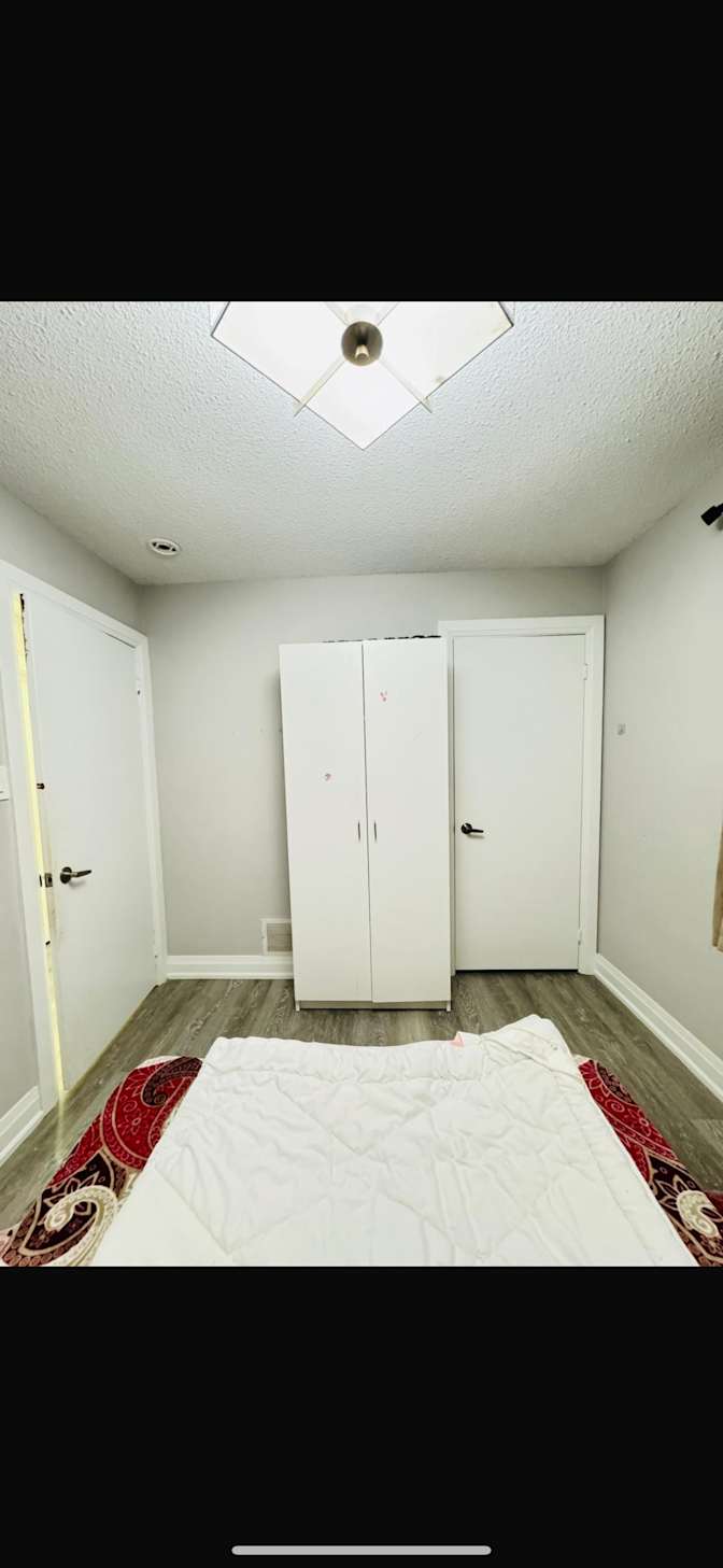 SHUBHDEEP's room