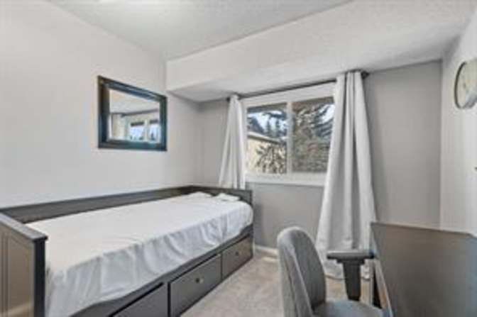Danica Samara's room