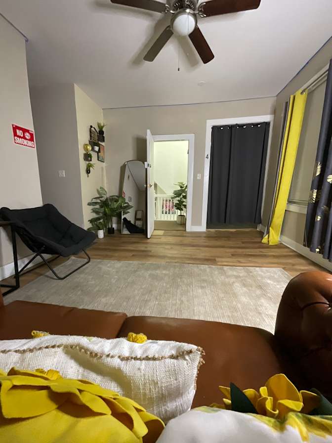 Budget Stays's room