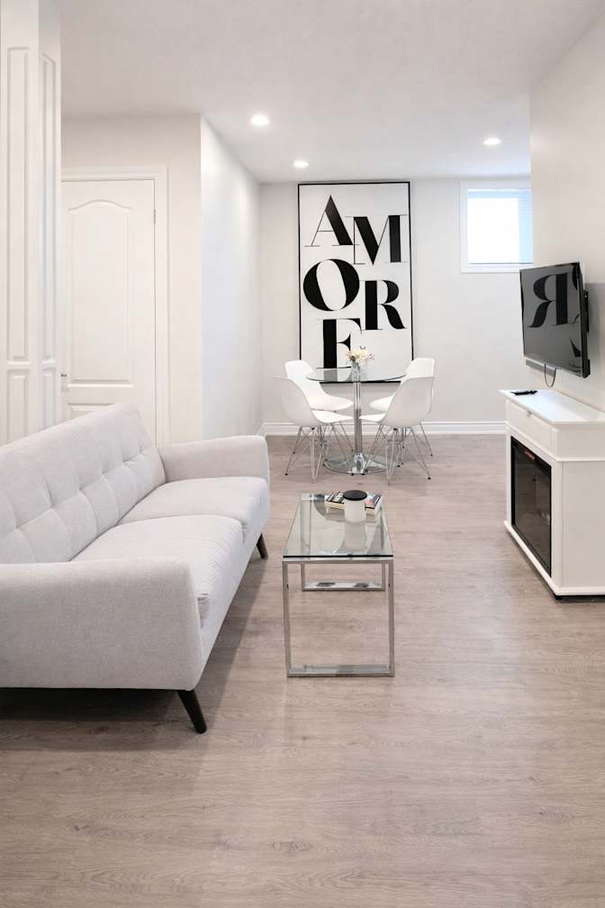 Elle's room