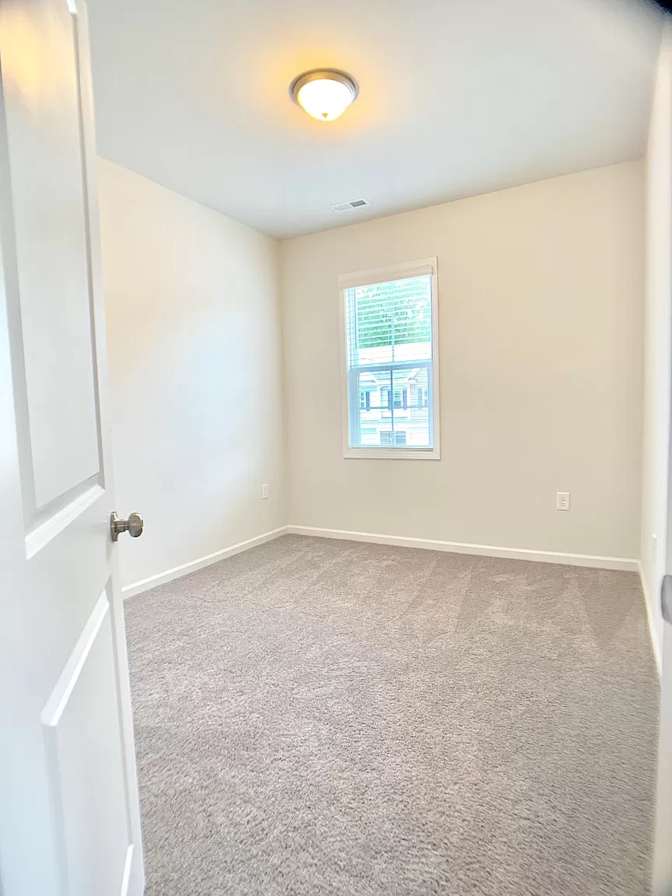 Alcove Rooms's room