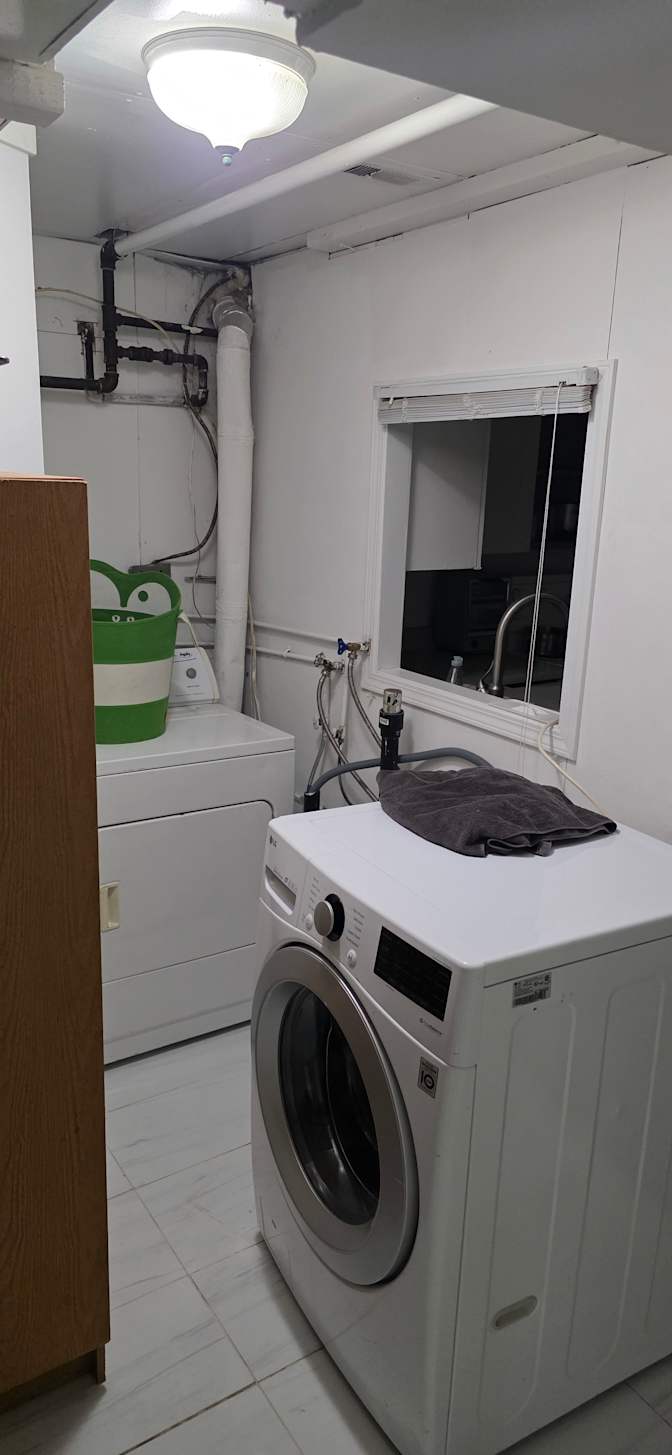 Lu's room