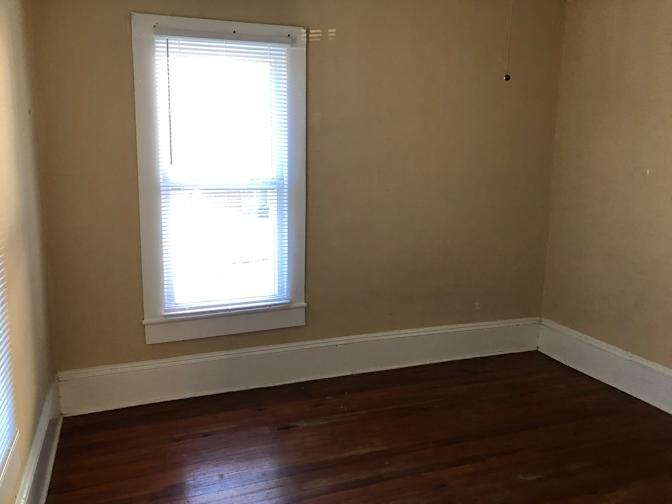 Alcove Rooms's room