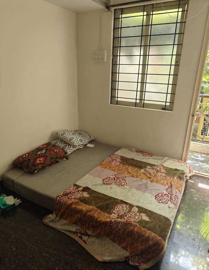 Thariq's room