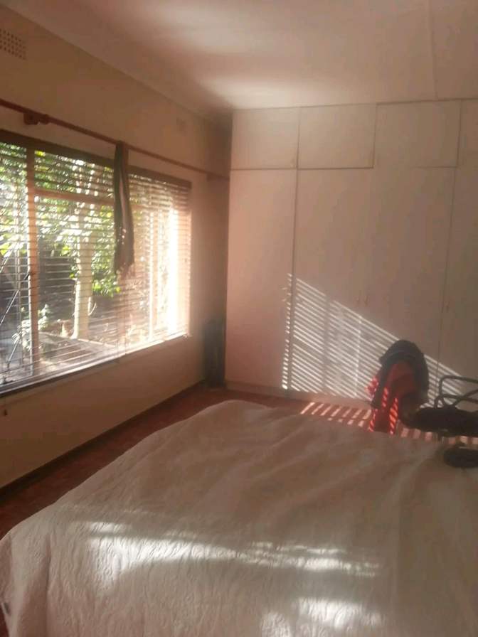 SINETHEMBA ZWANE's room