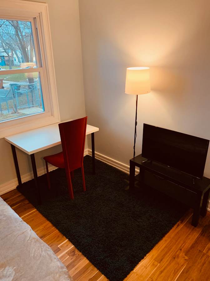 Wei's room