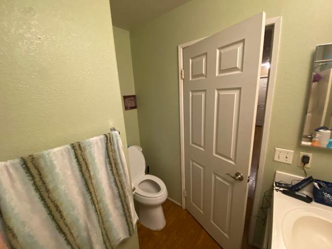 Landon white's room