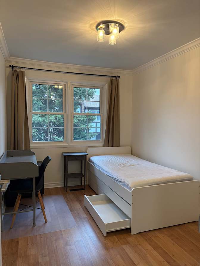 Michele's room