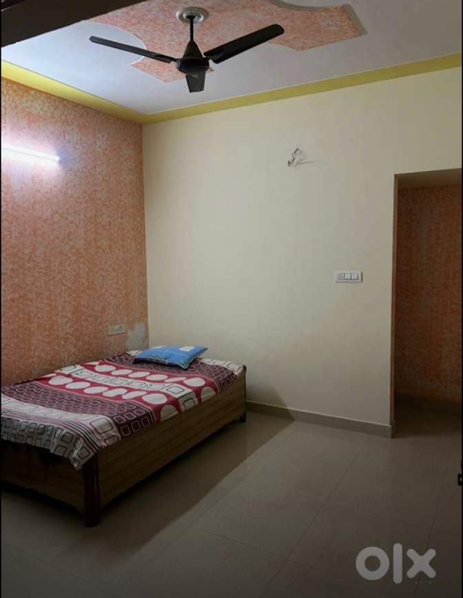 Om Chauhan's room
