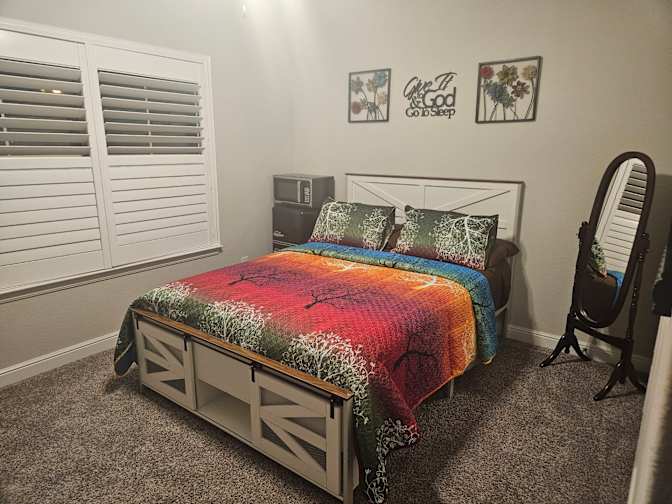 Scherrie's room