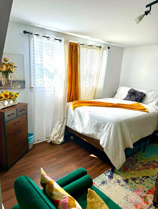Jennifer's room