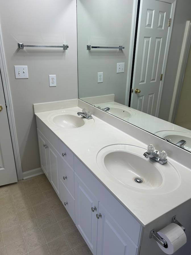 Alcove Rooms's room