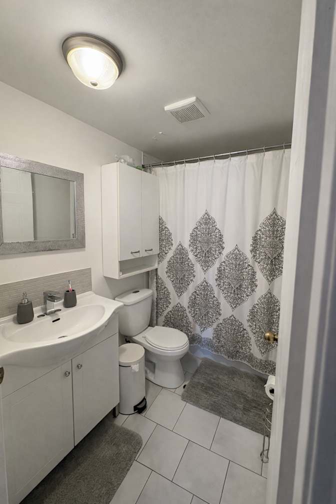 Jean-Jaurice Ndihokubwayo's room