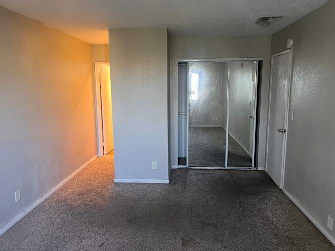 Alfredo's room