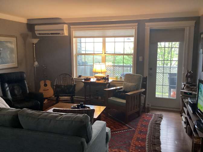 Ken's room