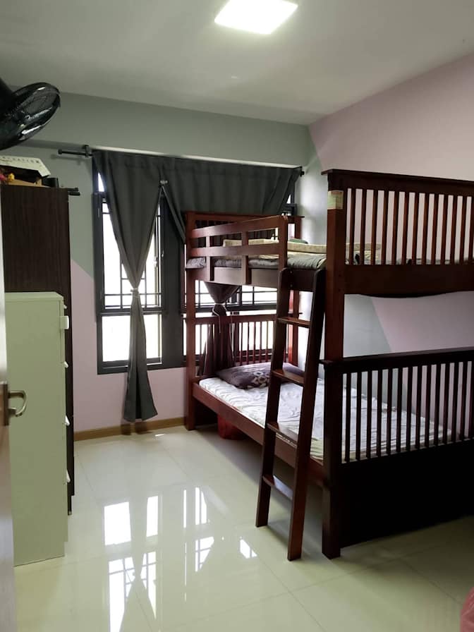 Chuk's room