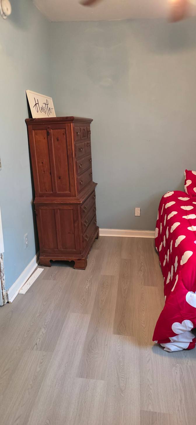 Mohammad's room