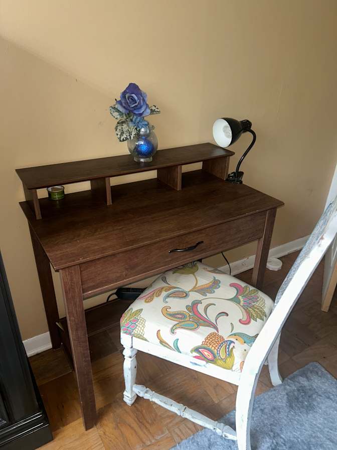 Cande's room