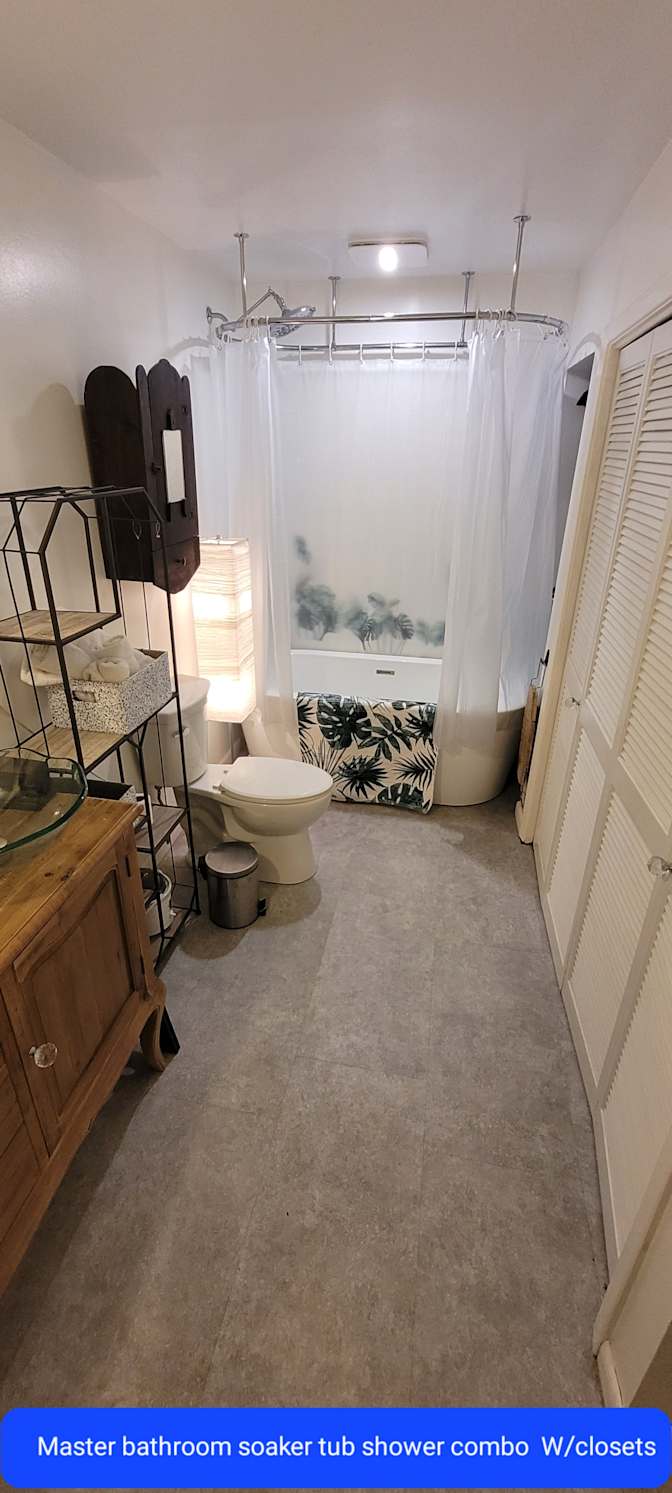 Ron & Jamie's room