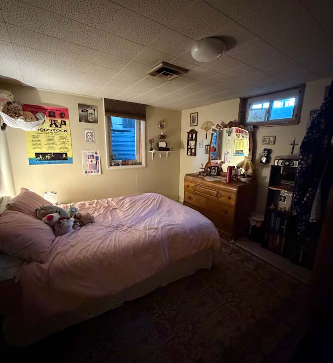 Ana Grace's room