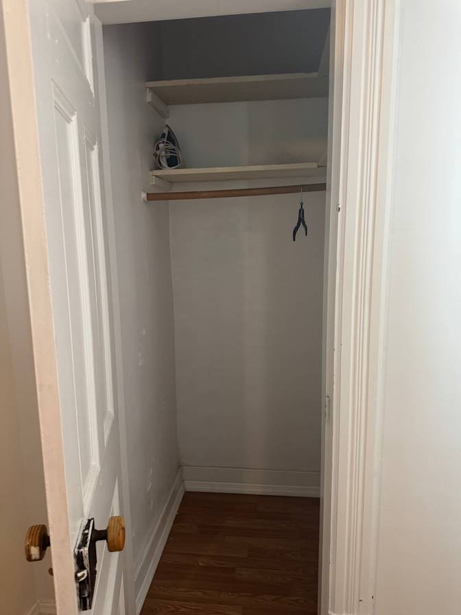 Donovan's room