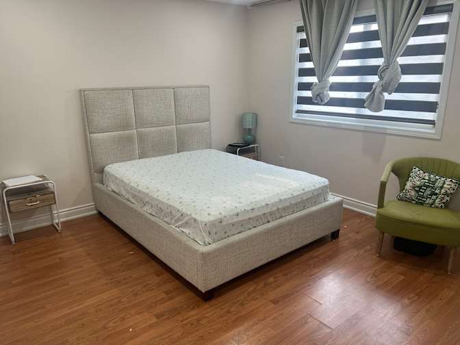 Kuldip Mishra's room