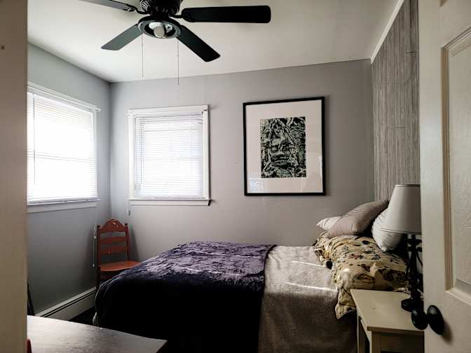 Eva's room